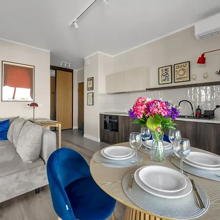 Bemowo - Air Con, Balcony, Parking - By Rentujemy